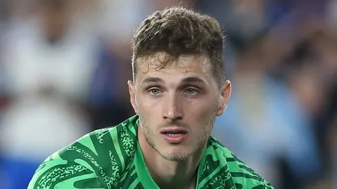 Bento encaminha saída do Al-Nassr para jogar no Genoa. Foto: Daniel Jayo/Getty Images