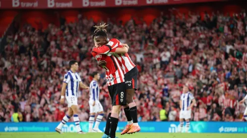 Athletic Bilbao festeja vitória contra a Real Sociedad. Foto: Imago