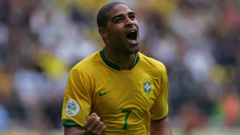 Adriano Imperador lançou biografia com Ulisses Neto. Foto: Imago