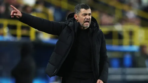 Sérgio Conceição a dar indicações durante o Juventus x AC Milan. Foto: Getty