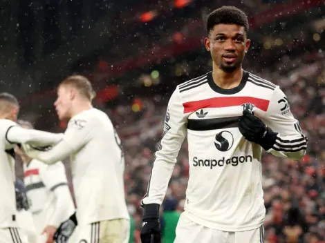 Manchester United busca empate num jogo frenético com o Liverpool