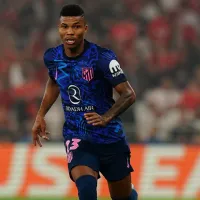 Reinildo, defesa do Atlético de Madrid, continua no radar do Barcelona