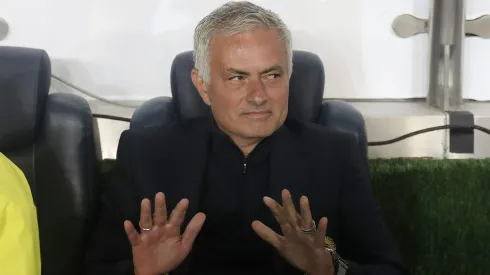 José Mourinho, treinador do Fenerbahçe. Foto: Burak Kara/Getty Images
