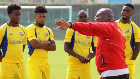 Chiquinho Conde, selecionador de Moçambique. Foto: FMF