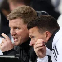 Eddie Howe regressa ao trabalho no Newcastle depois de ter sofrido uma pneumonia