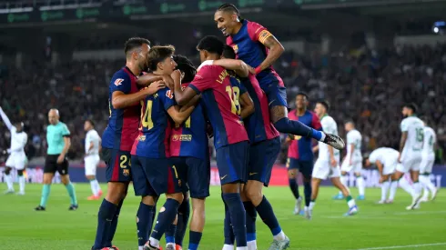 O Barcelona vai voltar a jogar no Camp Nou na próxima época, quase a começar, após dois anos no Olímpico de Montjuic.