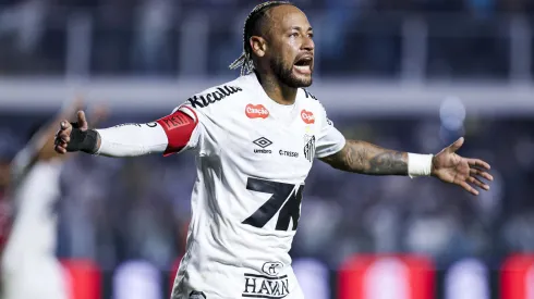 Neymar marca golo decisivo no Santos x Flamengo. Foto: Getty Images