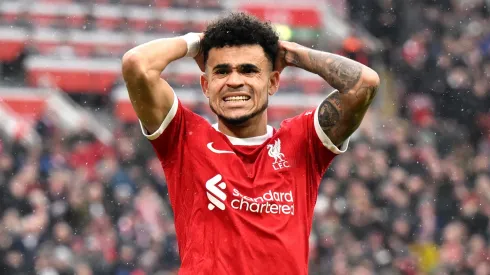 Luis Díaz insatisfeito no Liverpool. Foto: Michael Regan/Getty Images