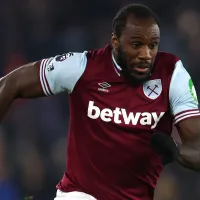 Michail Antonio, goleador histórico do West Ham, não mais recuperou de um grave acidente de viação e acaba a carreira
