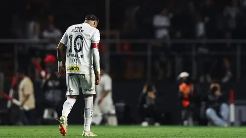 Neymar deixou o campo às lágrimas após Santos ser humilhado pelo Vasco. Foto: Getty Images