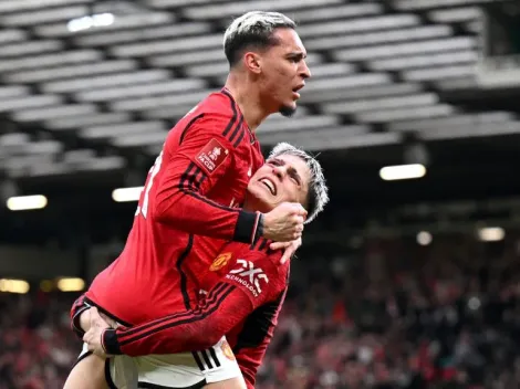 Manchester United prepara saídas de cinco jogadores antes do fecho do mercado