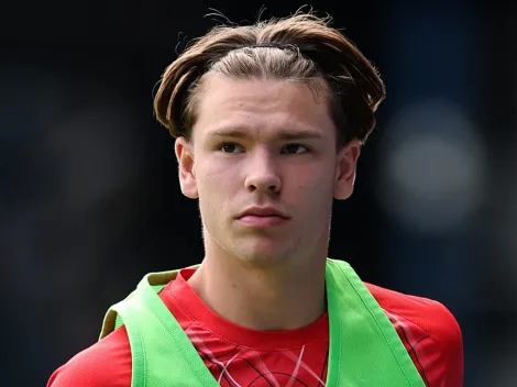 Everton oficializa Tyler Dibling, do Southampton, por €49 milhões