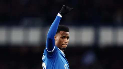 Youssef Chermiti, antiga promessa do Sporting, não singrou no Everton, mas, ainda assim, o Rangers vai pagar um valor bastante considerável pelo atacante.