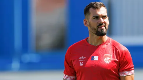 Paulo Henrique se despediu do Santa Clara. Foto: Imago