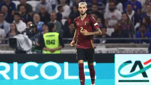 Zeno Debast em ação contra a França. Foto: Imago