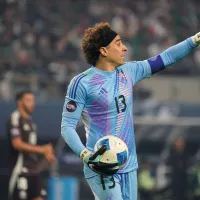 Ochoa (AVS) de regresso à seleção mexicana