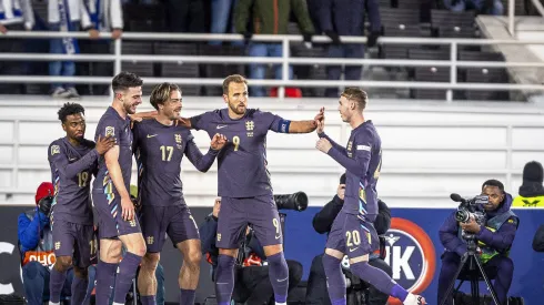 Inglaterra festeja vitória contra a Finlândia. Foto: Imago