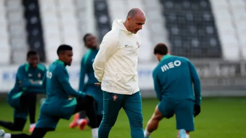 Roberto Martínez orientou sessão de treino em Paisley. Foto: Imago
