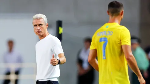 Luís Castro e Cristiano Ronaldo no Al Nassr. Foto: Imago