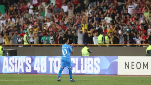 Neymar a aplaudir os adeptos. Foto: Imago