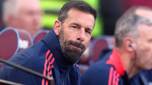 Ruud Van Nistelrooy orientará o Manchester United na partida frente ao Leicester. Foto: Imago