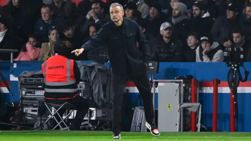 Luis Enrique a dar orientações à sua equipa. Foto: Imago