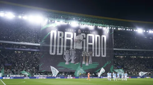 Adeptos do Sporting homenageiam Rúben Amorim. Foto: Imago