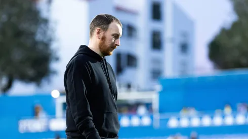 Estoril de Ian Cathro empatou com o AVS. Foto: Imago