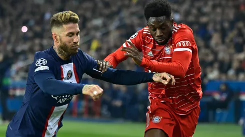 Sergio Ramos e Davies; Barcelona quer lateral do Bayern. Foto: Imago