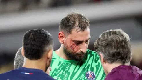 Gigi Donnarumma saiu lesionado do jogo com o Mónaco. Foto: Imago