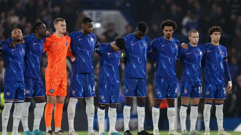 Chelsea não quer descolar da rota da Champions