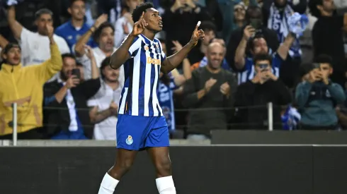 Samu Aghehowa teve mais votos do que Nico e Gyokeres. Foto: Getty.