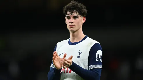 Archie Gray, do Tottenham: Real Madrid quer levá-lo para La Liga. Foto: Justin Setterfield/Getty Images.