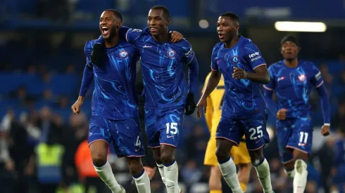 Tosin Adarabioyo celebra o seu golo na vitória sobre o Wolves. Foto: Getty Images