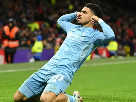 Estrela do Nottingham e da Premier decide entre CR7 e Messi