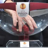 Europa League: sorteio aponta FC Porto x AS Roma e Fenerbahçe de José Mourinho contra Anderlecht