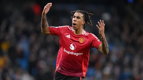 Leny Yoro tem sido aposta regular de Ruben Amorim no 11 titular do Manchester United. Foto: Getty