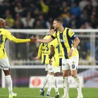 Fenerbahçe, de José Mourinho, reduz provisoriamente a distância para o Galatasaray