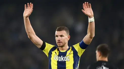 Edin Dzeko marcou um dos golos da vitória do Fenerbahçe sobre o Anderlecht. Foto: Getty Images