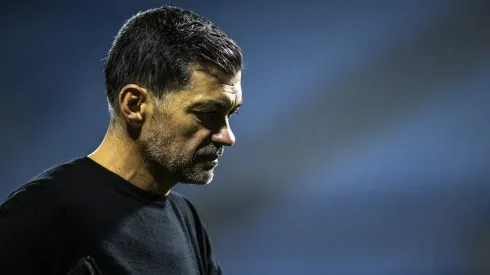 Sérgio Conceição está desiludido com a eliminação do AC Milan. Foto: Getty