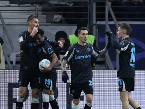 Bayer Leverkusen goleia Eintracht Frankfurt e continua na perseguição ao Bayern Munique