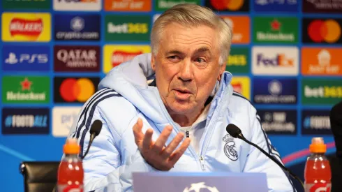 Carlo Ancelotti antevê Atlético Madrid x Real Madrid. Foto: Molly Darlington/Getty Images.