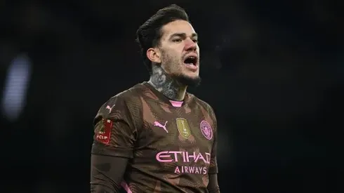 Ederson, guarda-redes do Manchester City, está na mira do Fenerbahçe. Foto: Getty Images
