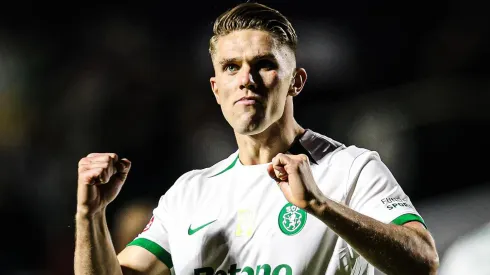 Viktor Gyokeres bisou na vitória do Sporting. Foto: Liga Portugal