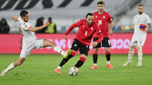 Giorgi Kochorashvili, futuro jogador do Sporting, em ação com a seleção da Geórgia. Foto: Getty