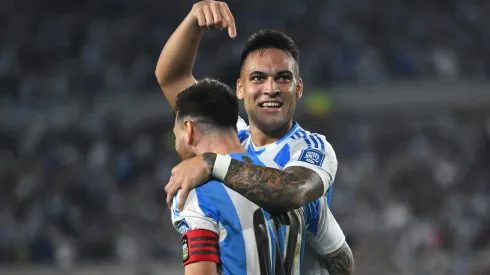 Lautaro Martínez antevê Barcelona x Inter e exalta Messi. Foto: Marcelo Endelli/Getty Images.