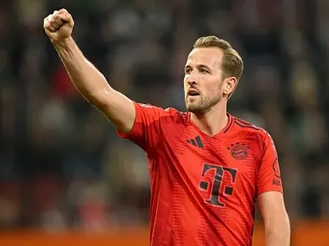 Harry Kane festeja o primeiro título a cantar música dos Queen