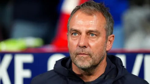 Hansi Flick antevê Inter Milão x Barcelona na Champions League. Foto: Angel Martinez/Getty Images.