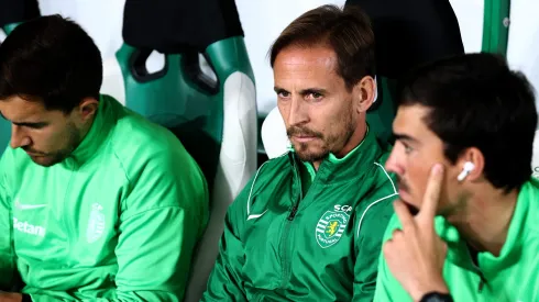 João Pereira (ao meio), ex-treinador do Sporting. Foto: Getty