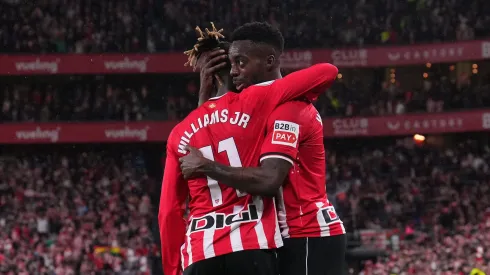 Os irmãos Williams, Nico e Iñaki, vão falhar a visita ao Manchester United. Foto: Juan Manuel Serrano Arce/Getty Images